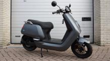 Niu NQI Ext Range elektrische brom scooter