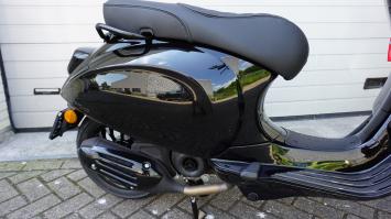 Vespa Sprint Black on Black Special Euro 5