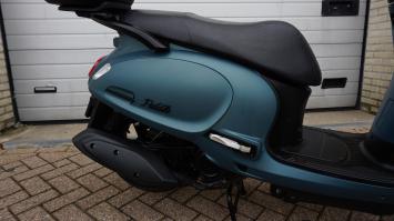 Sym Fiddle 4 E5 bromscooter 2023