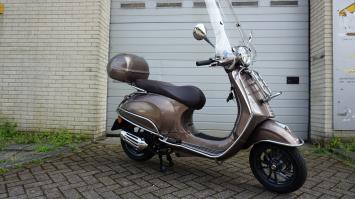 Vespa Primavera Special Full Option