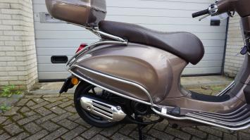 Vespa Primavera Special Full Option